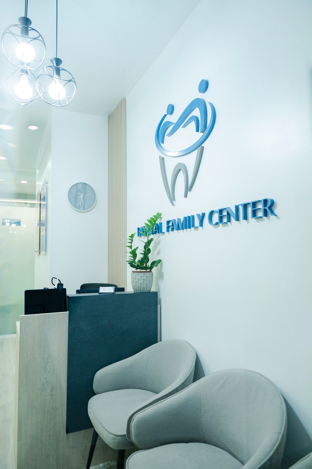 Recepción de Dental Family Center en Santo Domingo